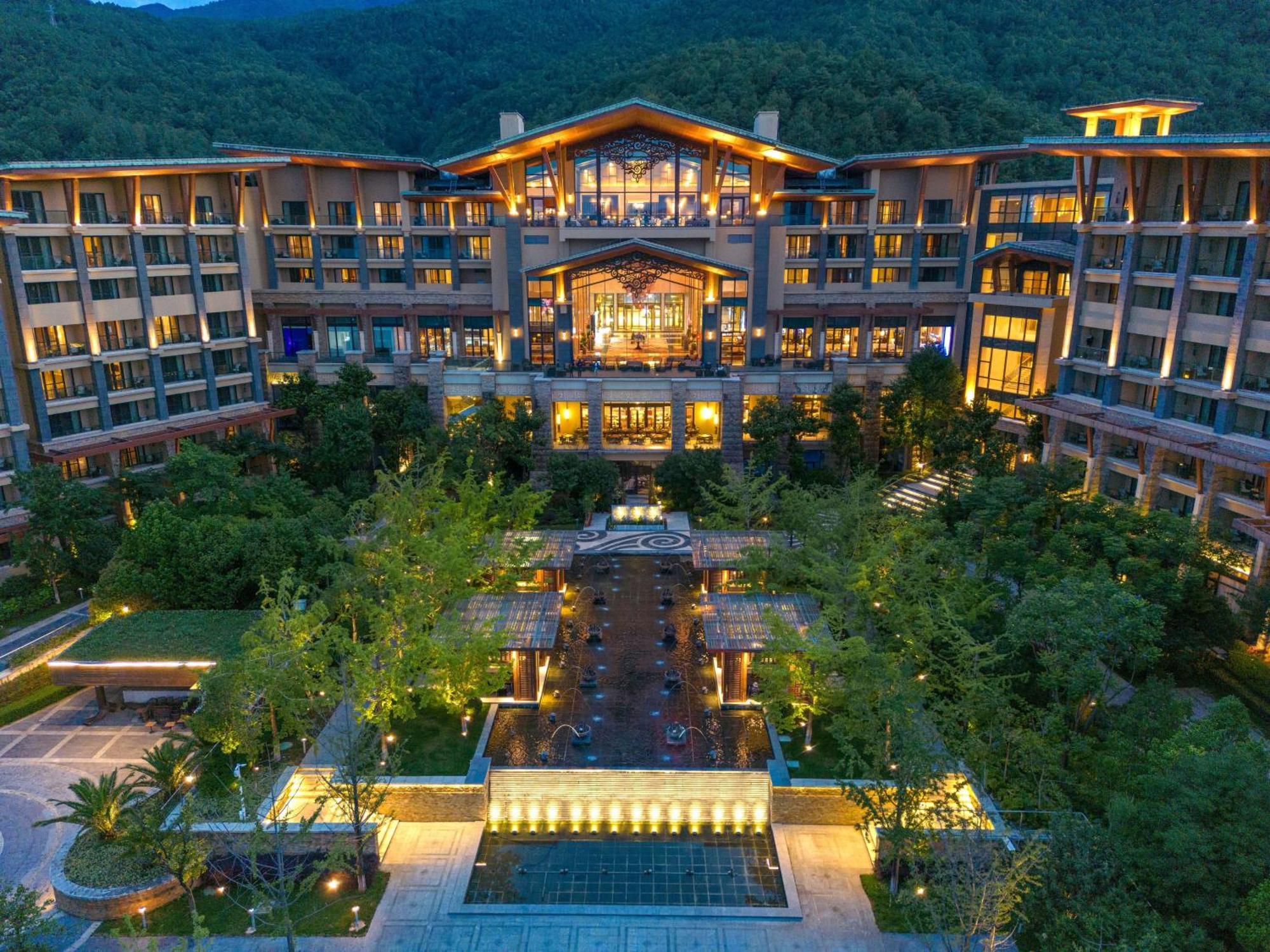 Hilton Dali Resort y Spa Exterior foto